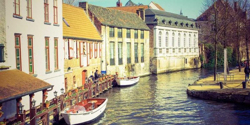 绿色转型：环保润滑添加剂如何助力金属加工业应对废水排放新规